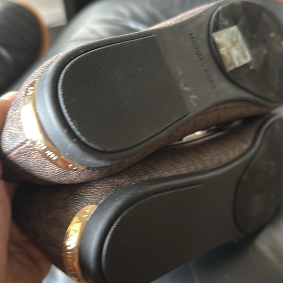 Michael Kors loafers. Brown - Picture 9 of 11